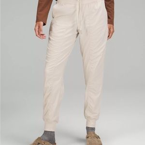 NWT Lululemon Dance Studio Mid-Rise Jogger
Full Length in White Opal, Size 10